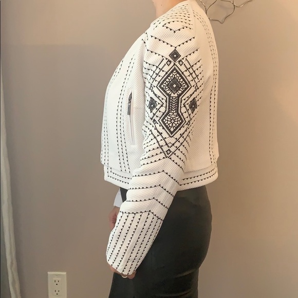 Peter Nygard Jackets & Blazers - Crop Jacket